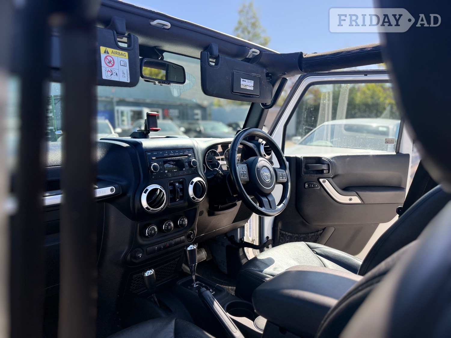 Jeep Wrangler 2014 - Cars in Blackburn