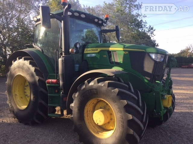 [ berth ]John Deere 6R 215
