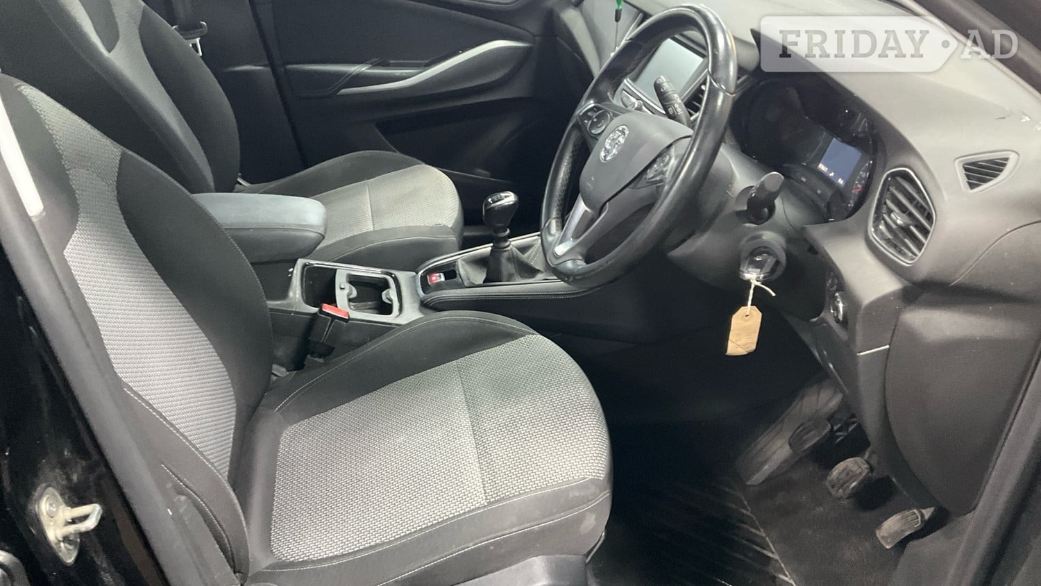 [ berth ]Vauxhall Grandland X