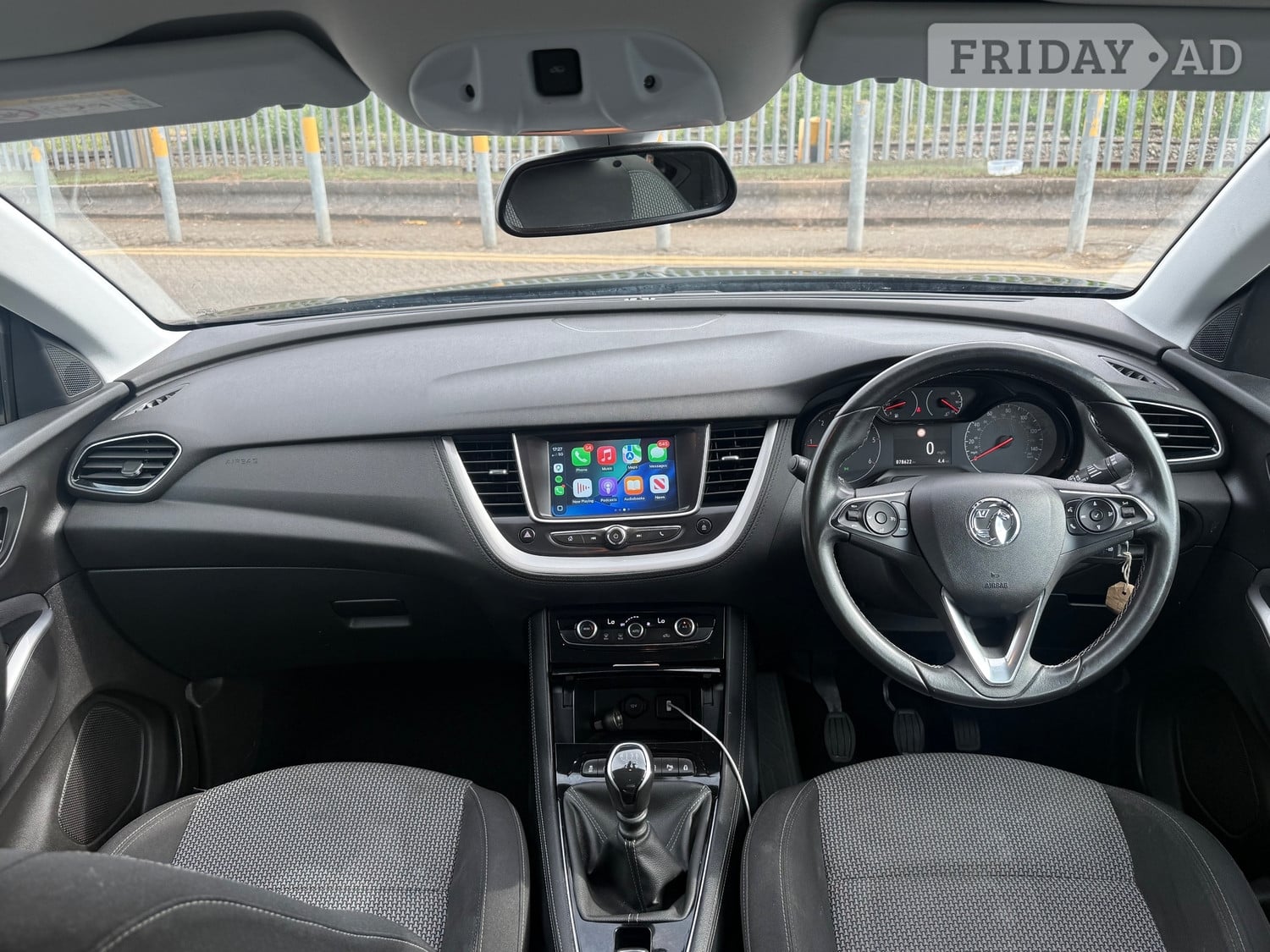 [ berth ]Vauxhall Grandland X