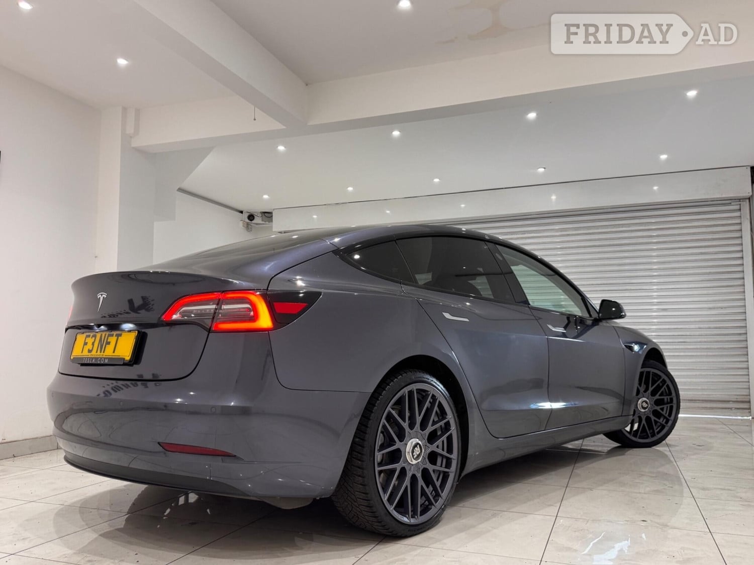 Tesla Model 3 2019 - Cars in Hounslow