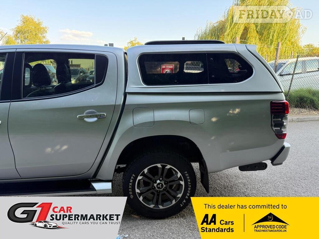 Mitsubishi L200 2020 - Vans & Commercial Vehicles in Leighton Buzzard