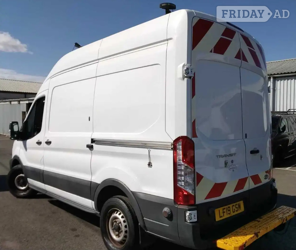[ berth ]Ford Transit