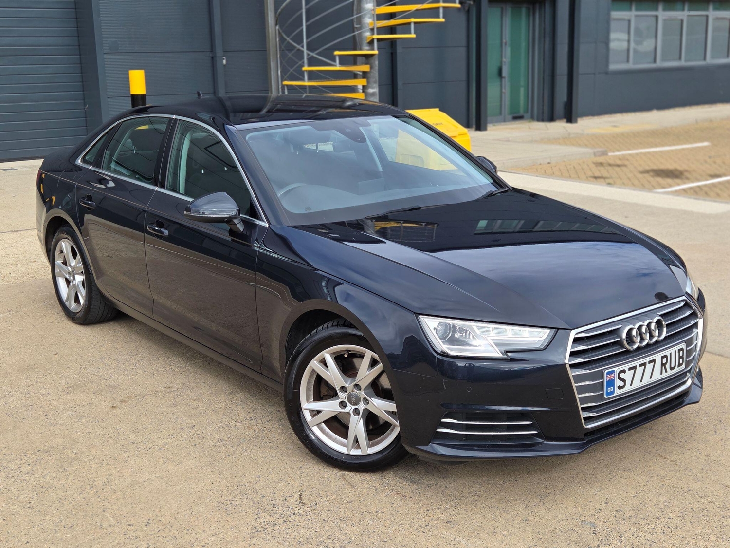 Audi A4 2016 in Slough