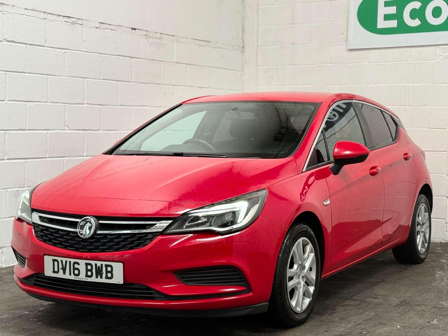 Vauxhall Astra 2016 - Cars in Uxbridge