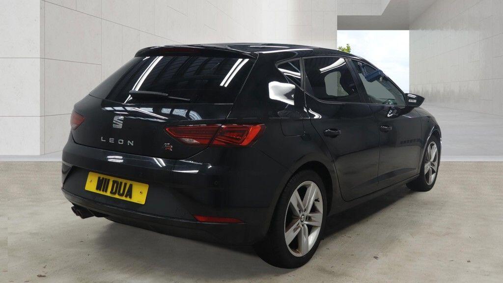 SEAT Leon 2017 - Cars in Slough