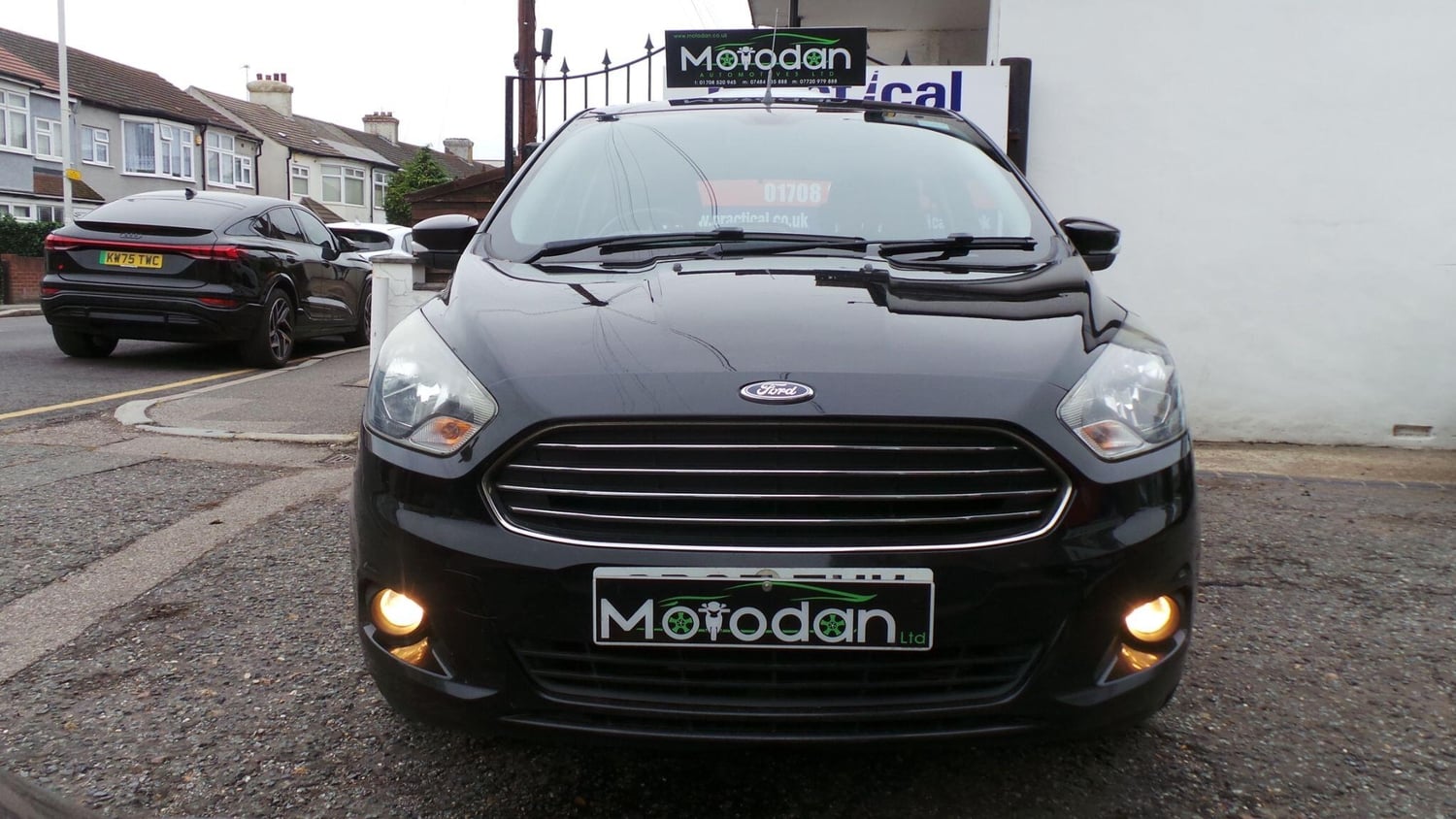 [ berth ]Ford Ka+