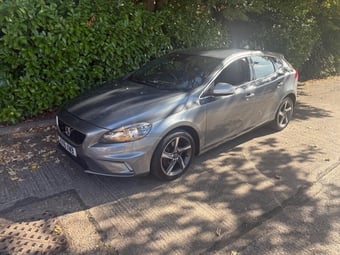 Volvo V40 2016