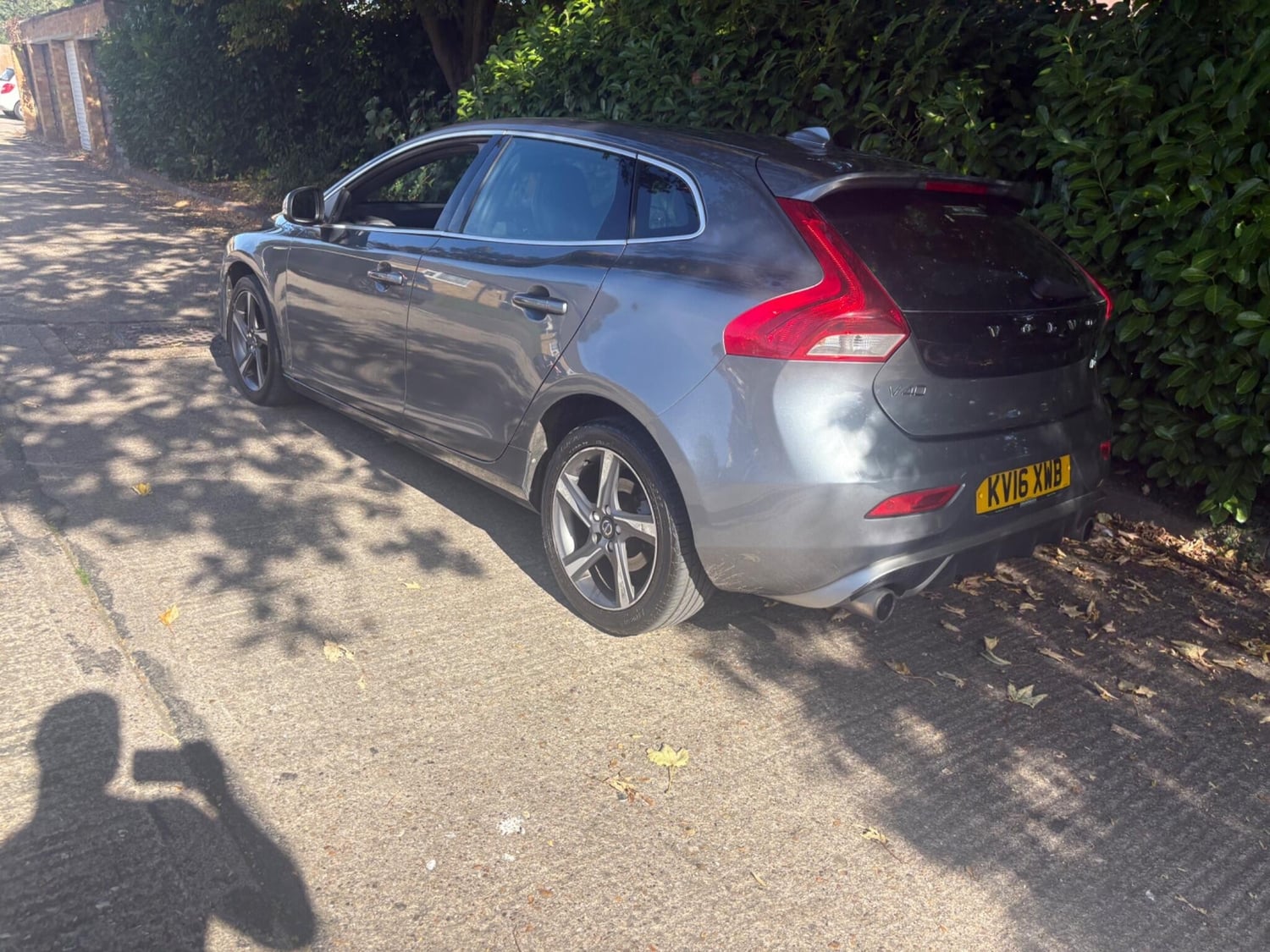 Volvo V40 2016 - Cars in High Wycombe