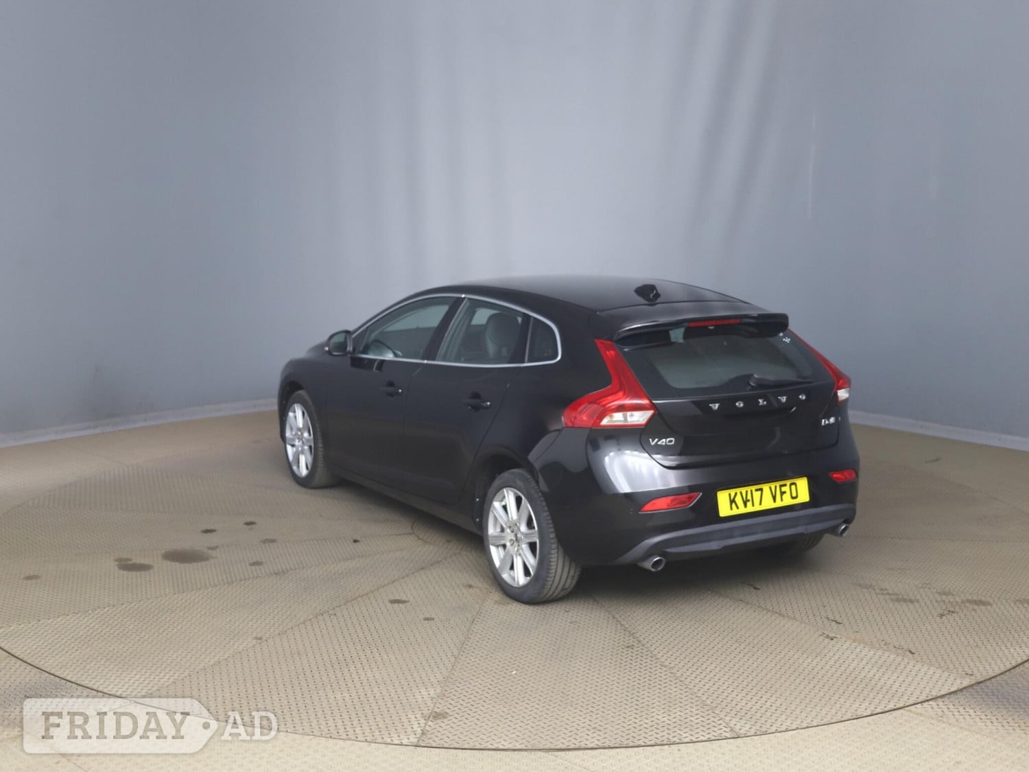 [ berth ]Volvo V40