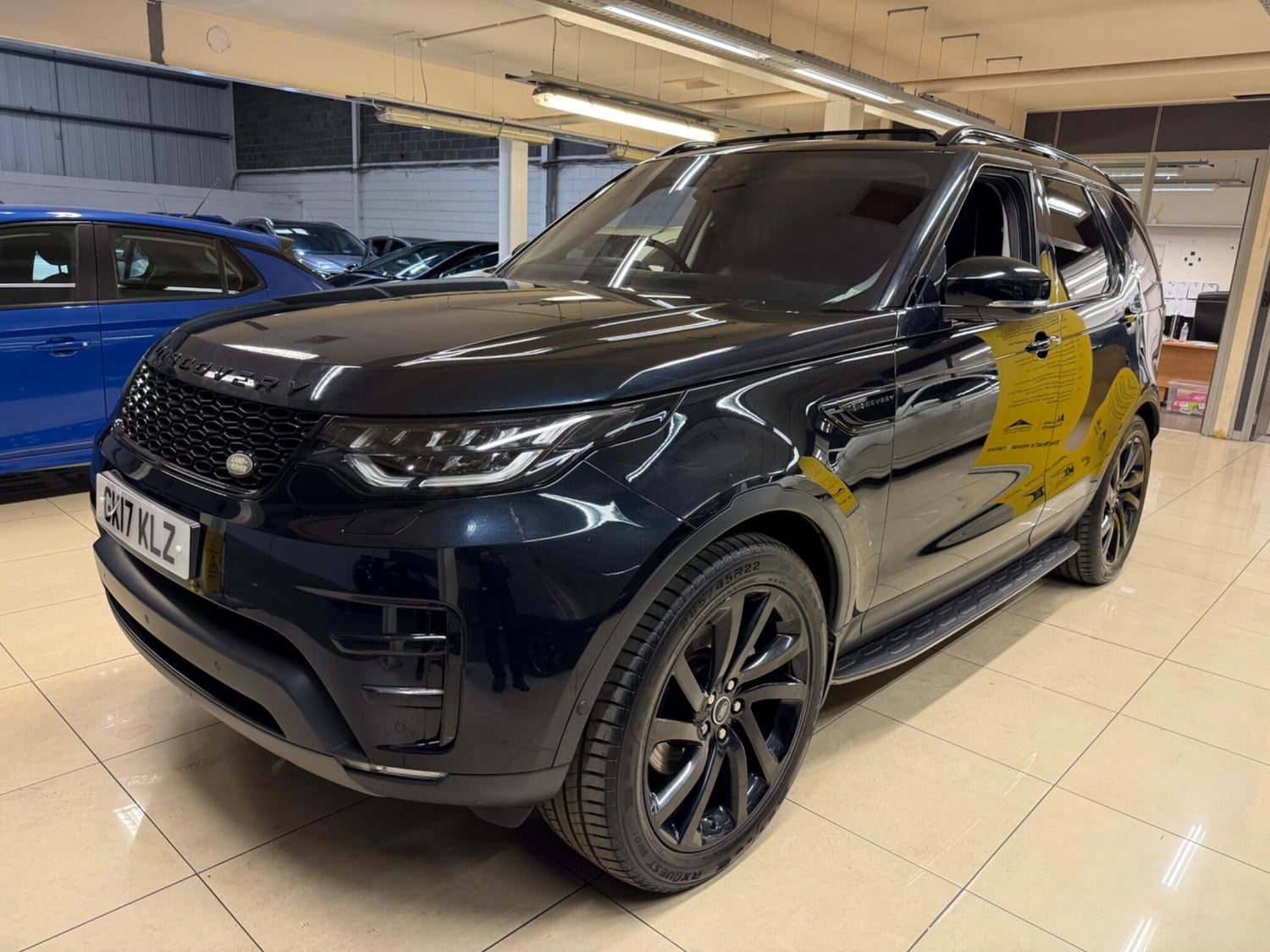 Land Rover Discovery 2017 - Cars in Rotherham
