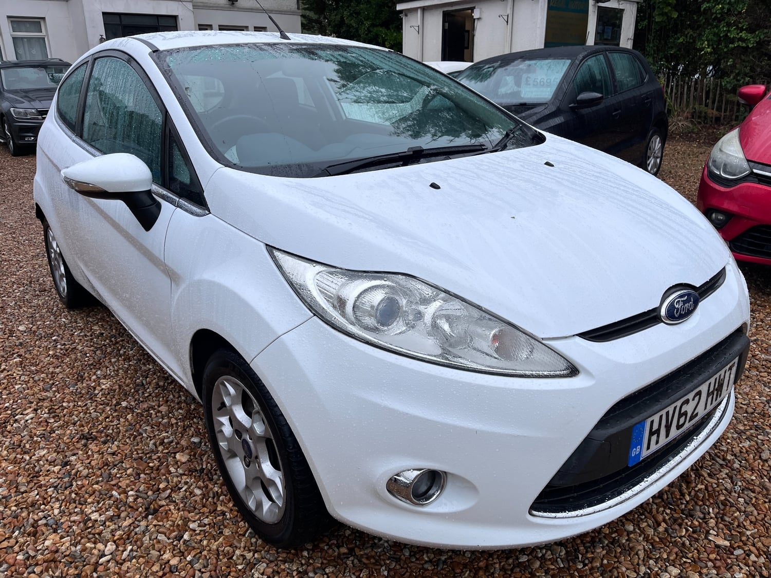 [ berth ]Ford Fiesta