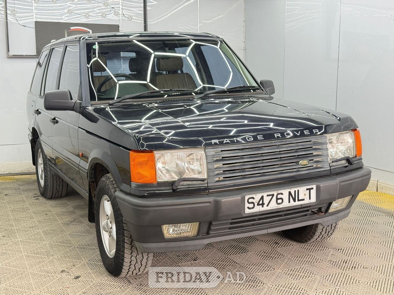 Land Rover Range Rover 1999 in Hillingdon