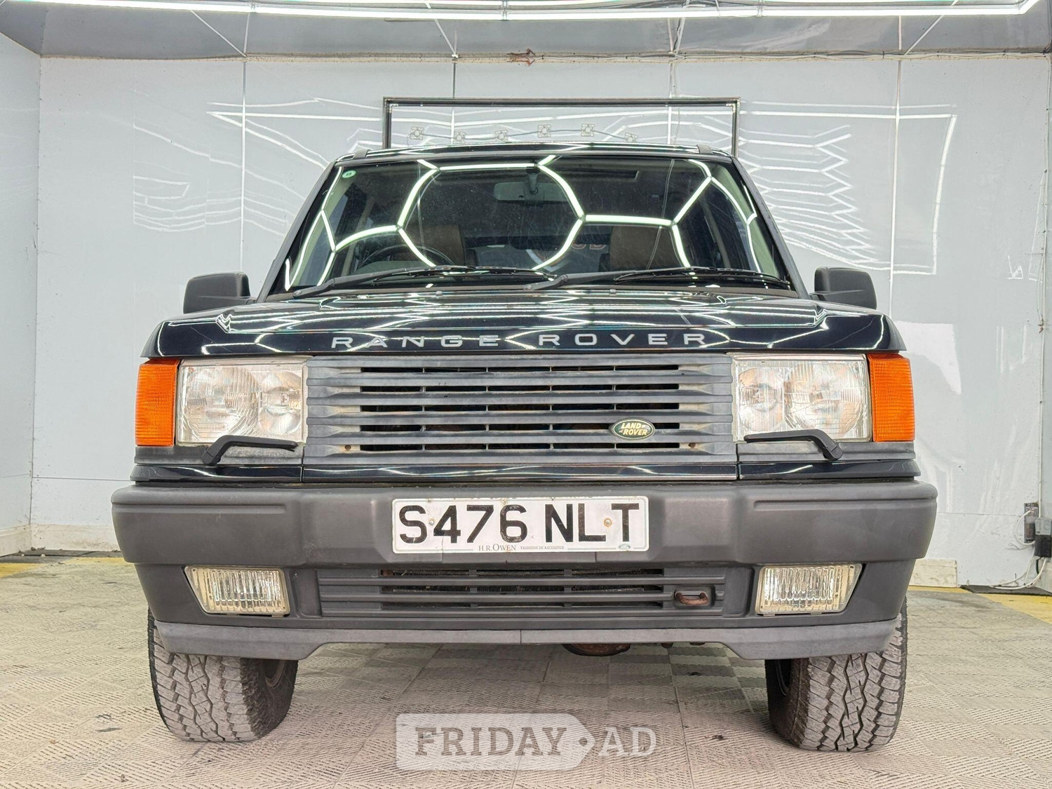[ berth ]Land Rover Range Rover