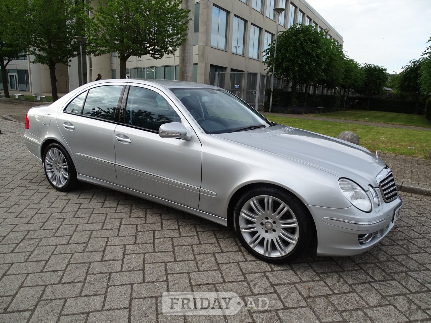Mercedes-Benz E Class 2008 - Cars in Slough