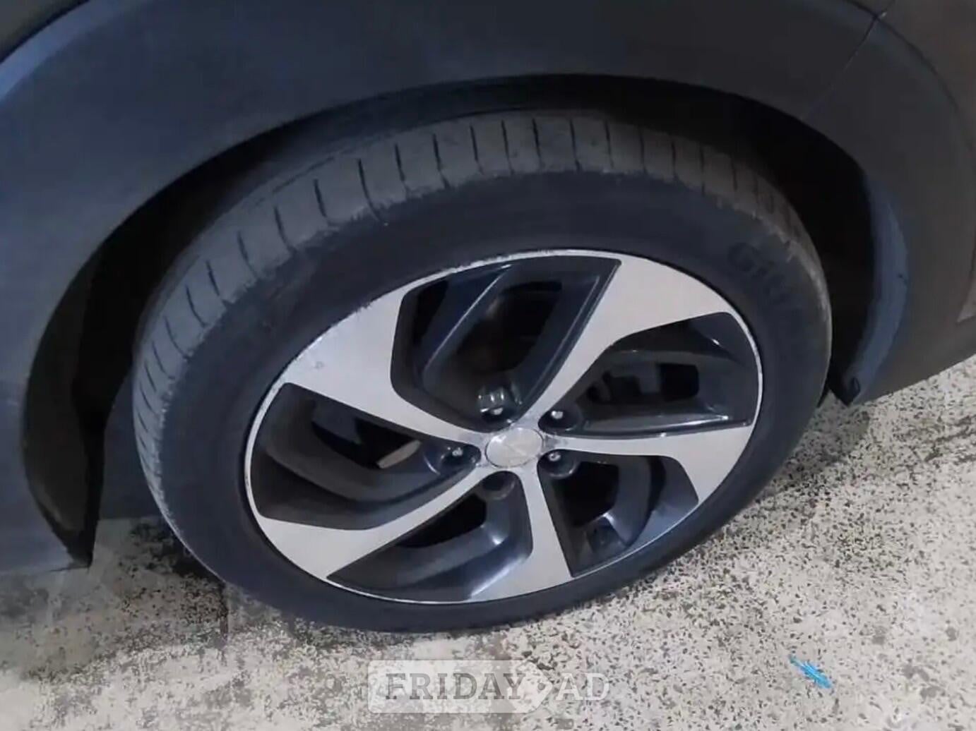 [ berth ]Hyundai Tucson
