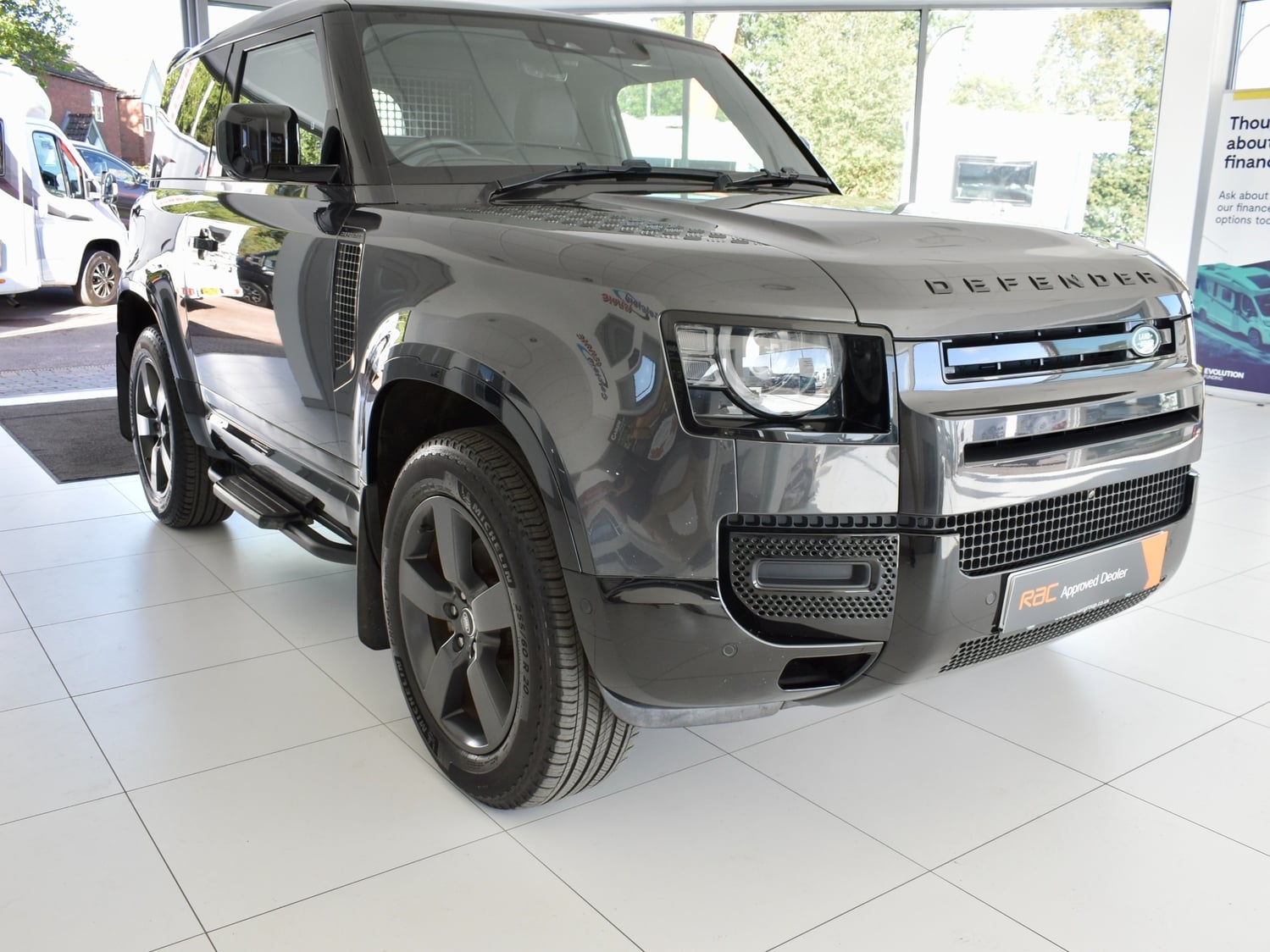 Land Rover Defender 90 2024 - Cars in Coleford