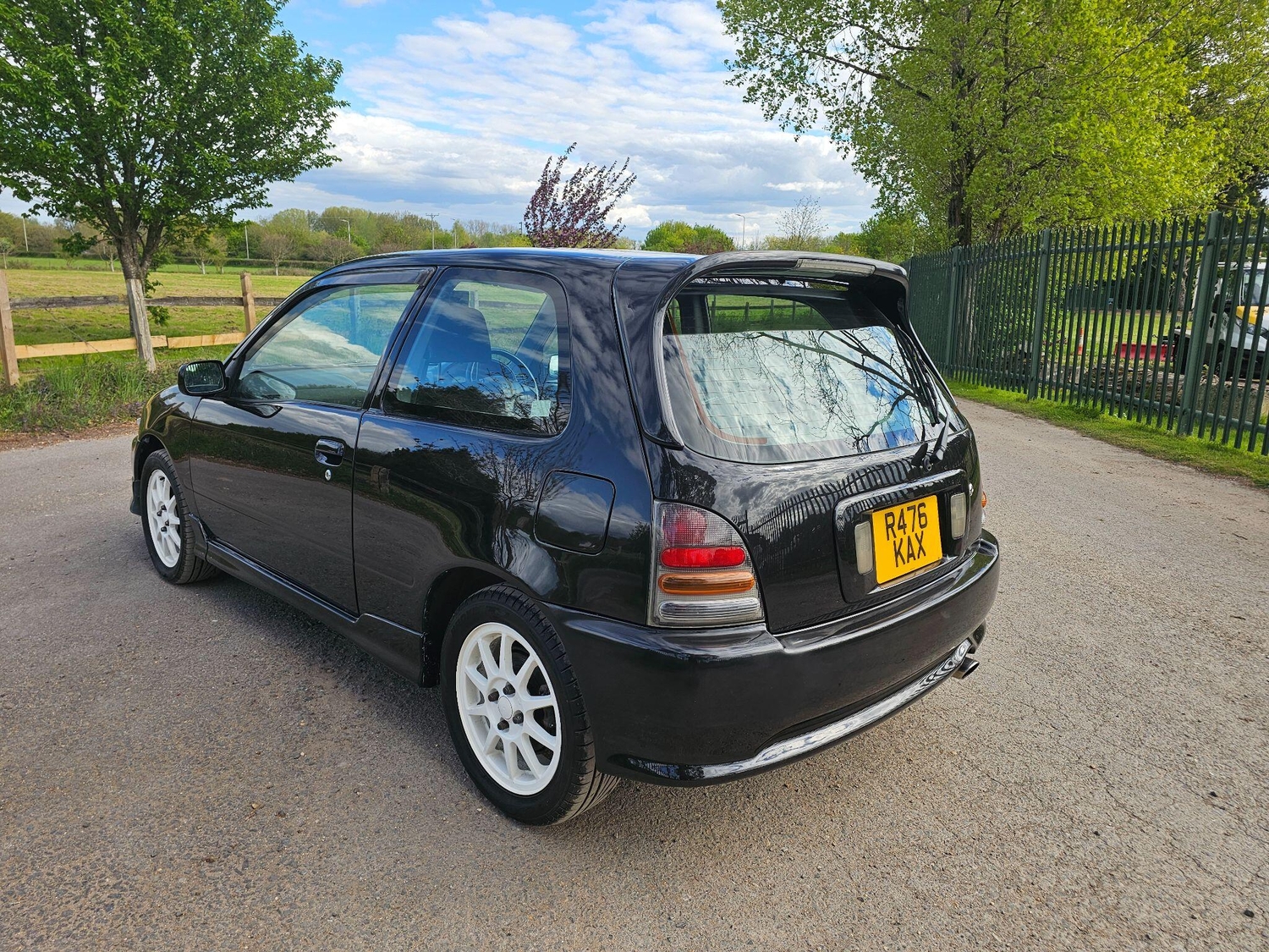 Toyota Starlet 2018 - Cars