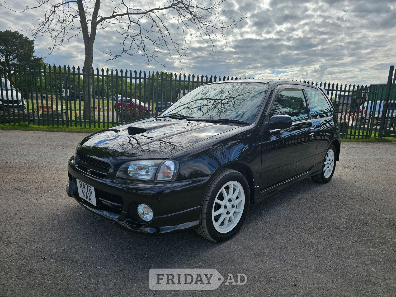[ berth ]Toyota Starlet