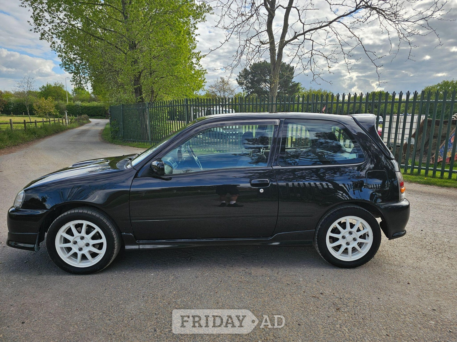 Toyota Starlet 2018 - Cars in Reading