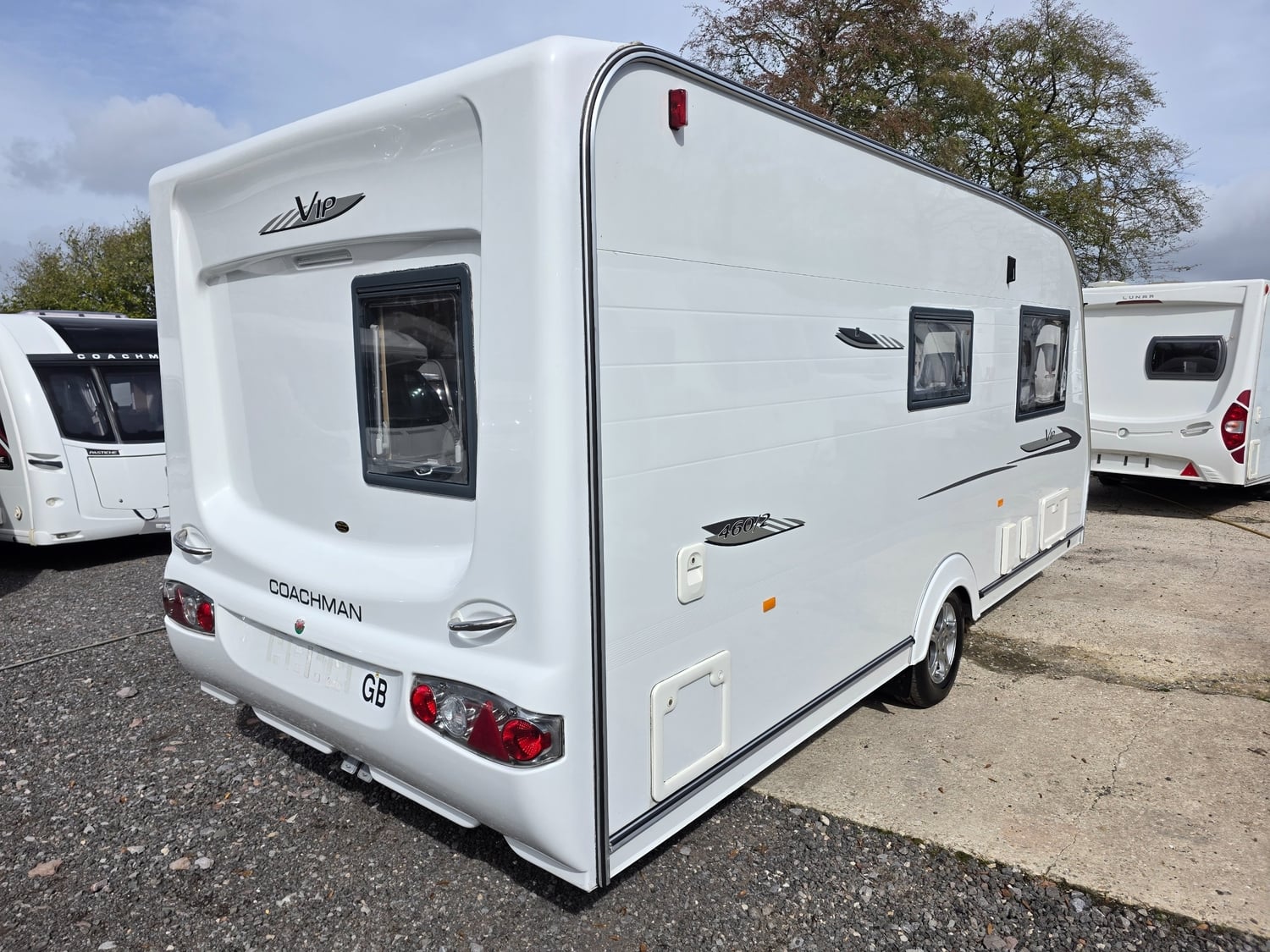 [ berth ]Coachman VIP 460