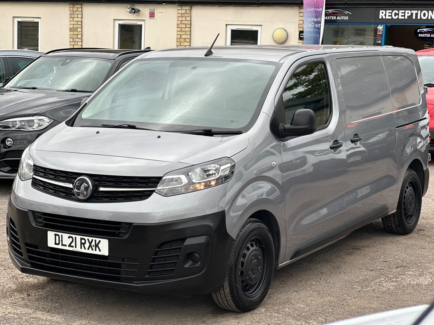 [ berth ]Vauxhall Vivaro