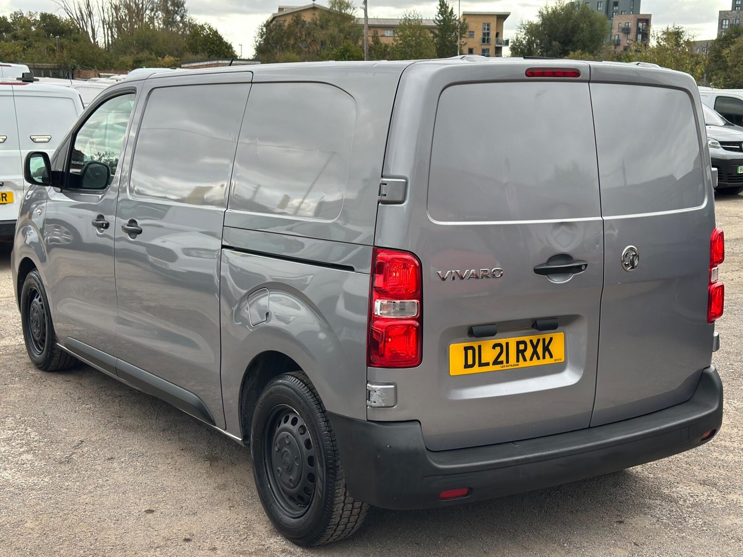 Vauxhall Vivaro 2021 - Vans & Commercial Vehicles