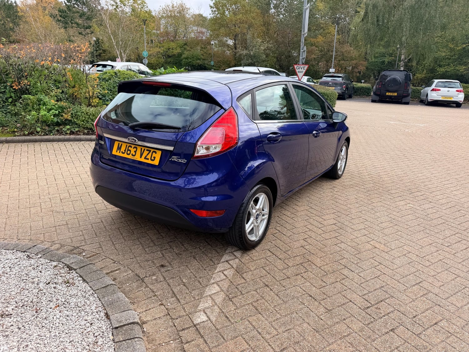 Ford Fiesta 2013 - Cars