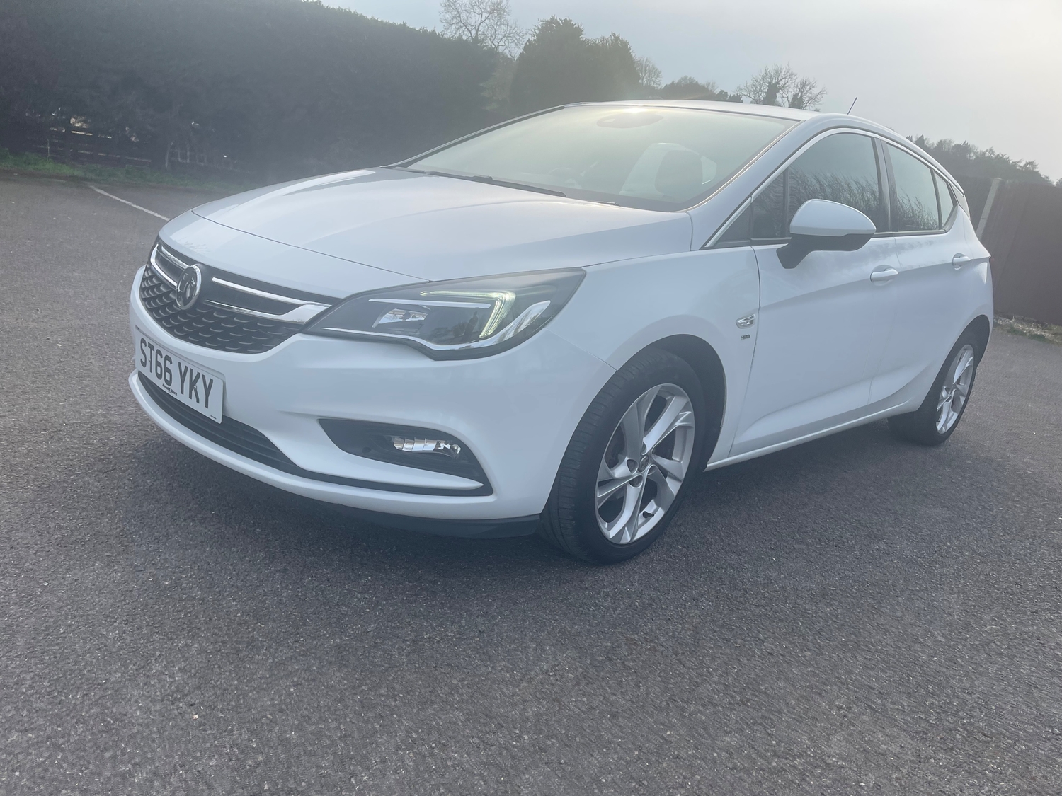 Vauxhall Astra 2016 - Cars in Slough