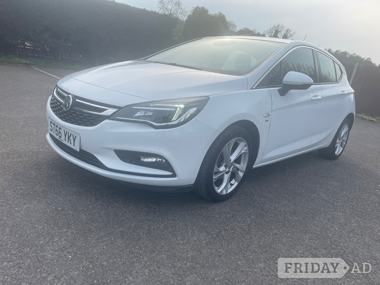 Vauxhall Astra 2016 - Cars in Slough