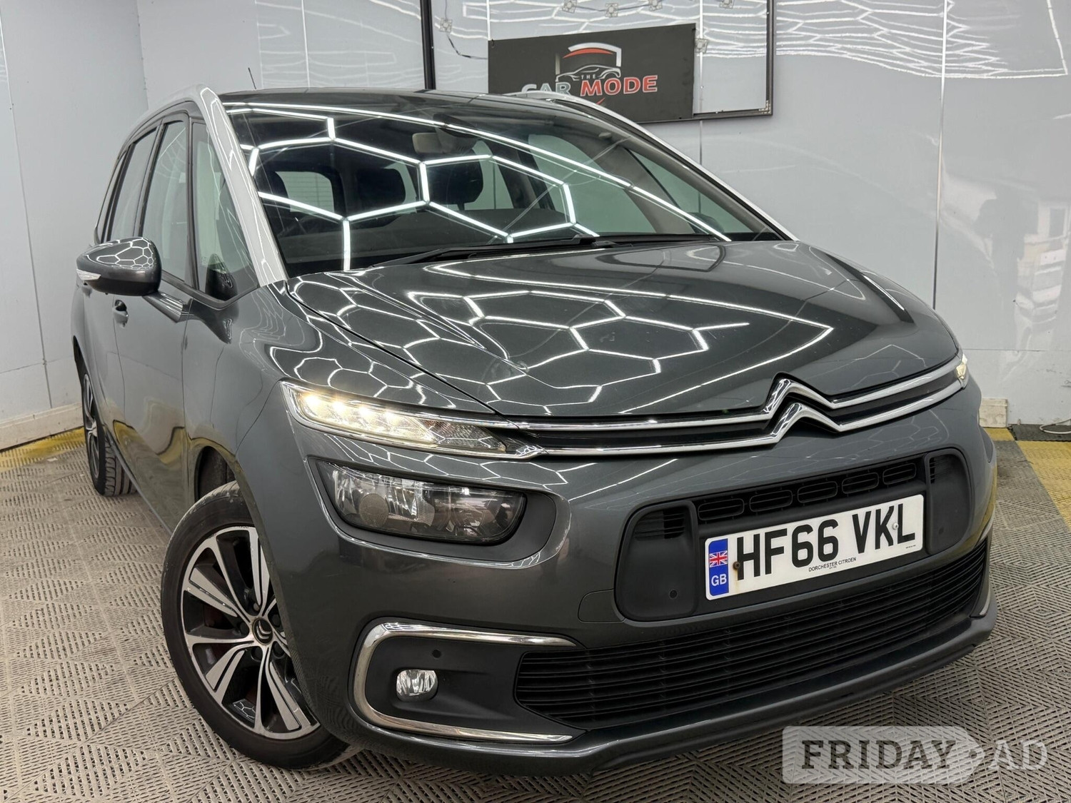 Citroen Grand C4 Picasso 2016 - Cars in Hillingdon