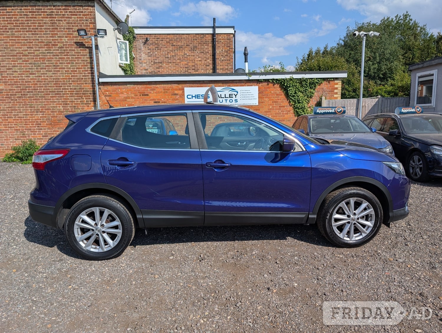 Nissan Qashqai Aston Clinton