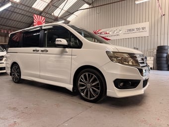 Honda Stepwagon 2013