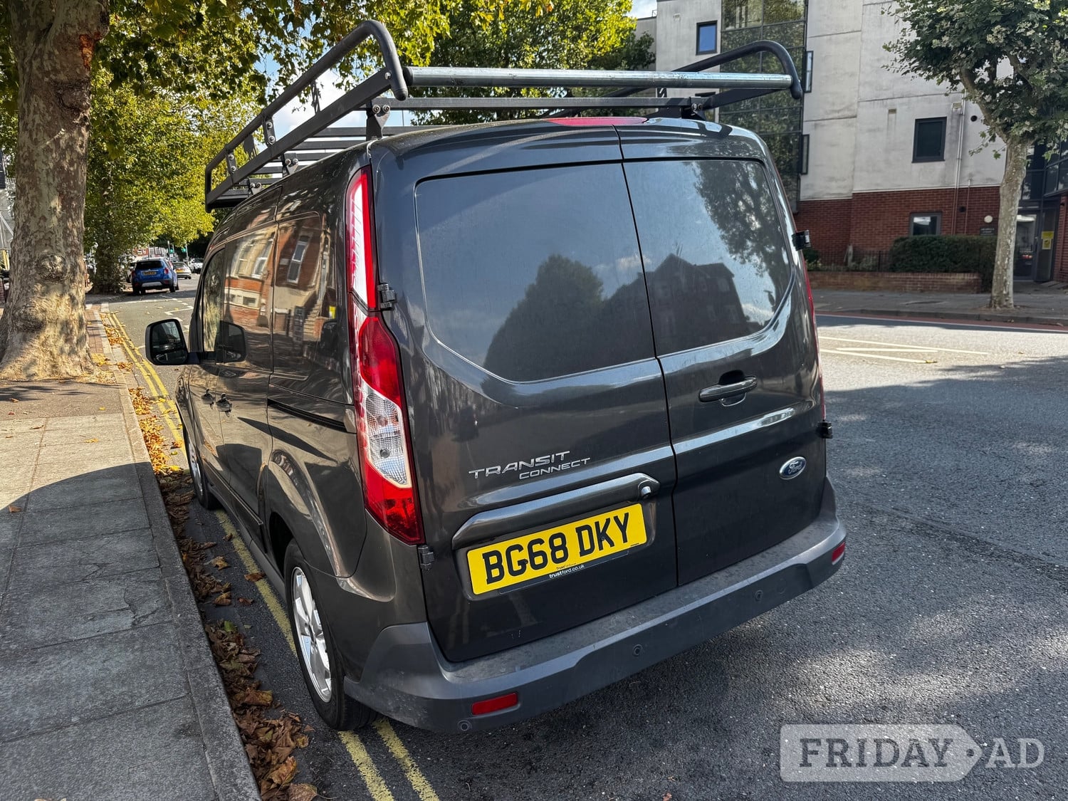[ berth ]Ford Transit Connect