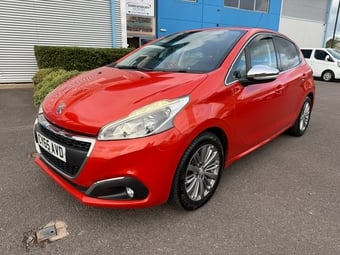 Peugeot 208 2016
