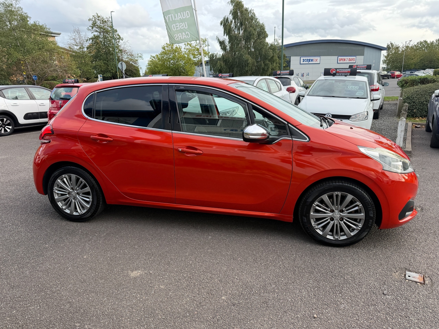 Peugeot 208 2016 - Cars in Shrewsbury