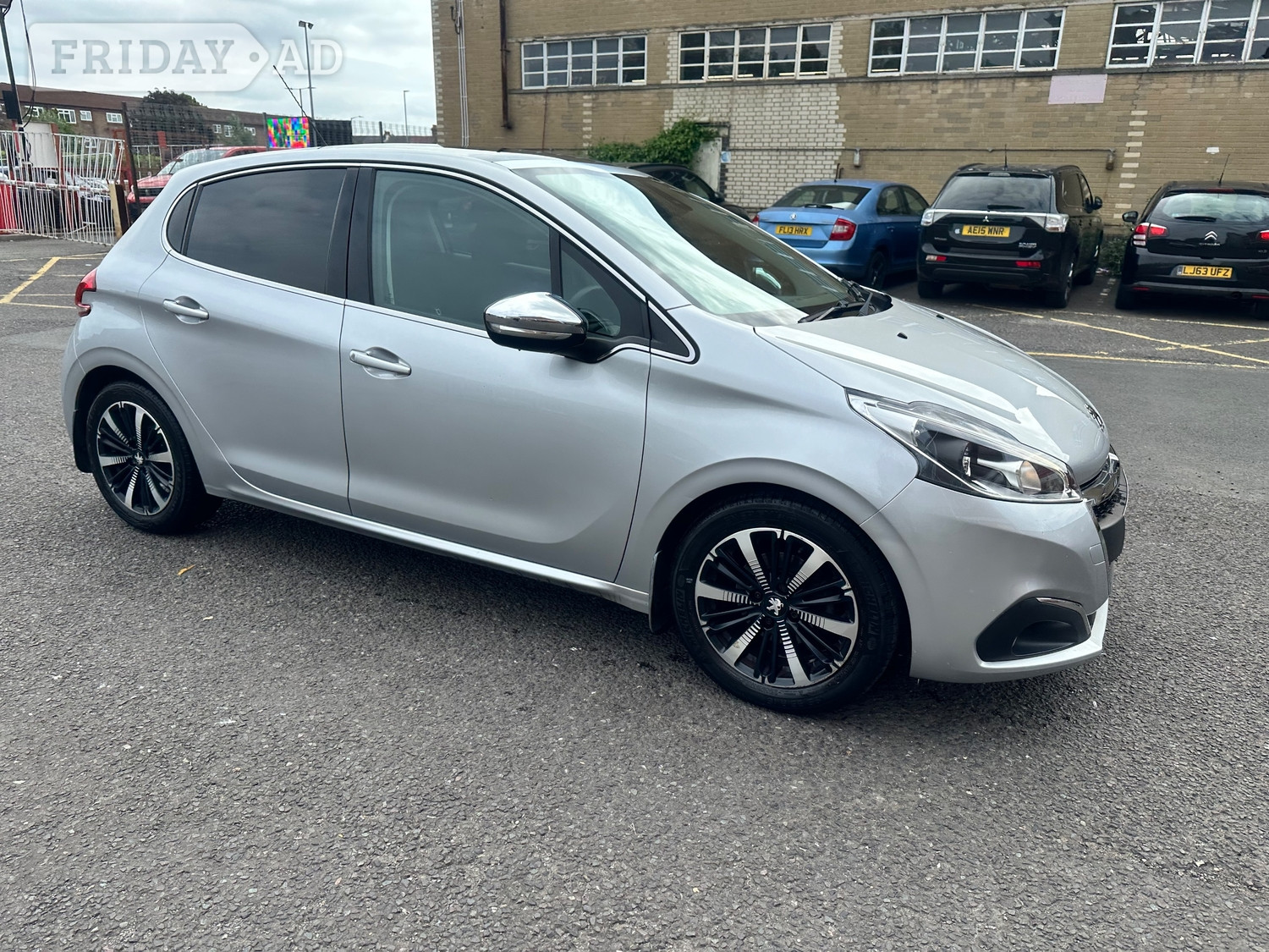 Peugeot 208 Slough