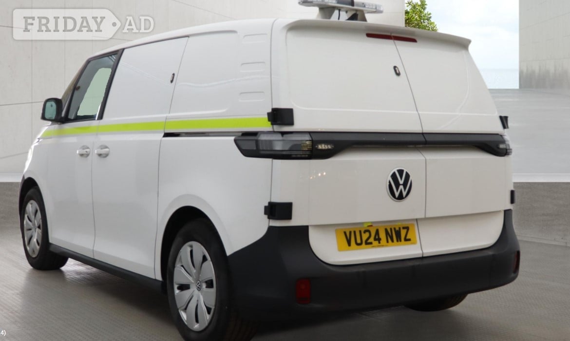 Volkswagen ID Buzz 2024 - Vans & Commercial Vehicles in Waterlooville