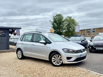 Volkswagen Golf SV 2014