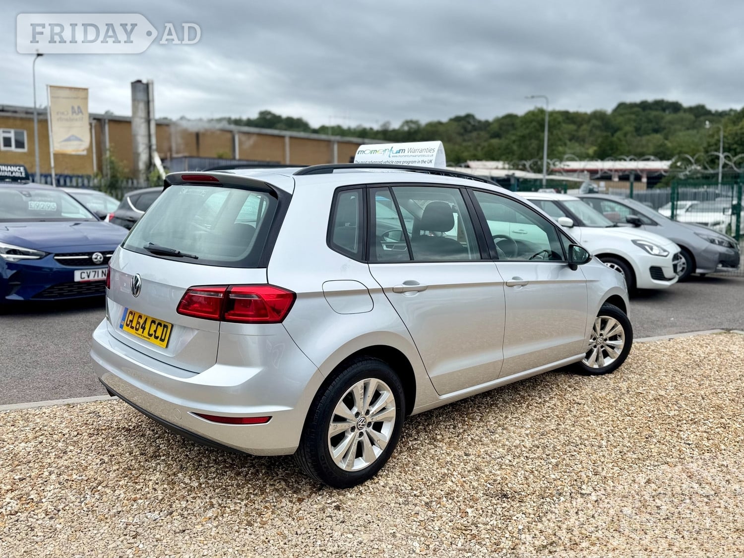 Volkswagen Golf SV 2014 - Cars