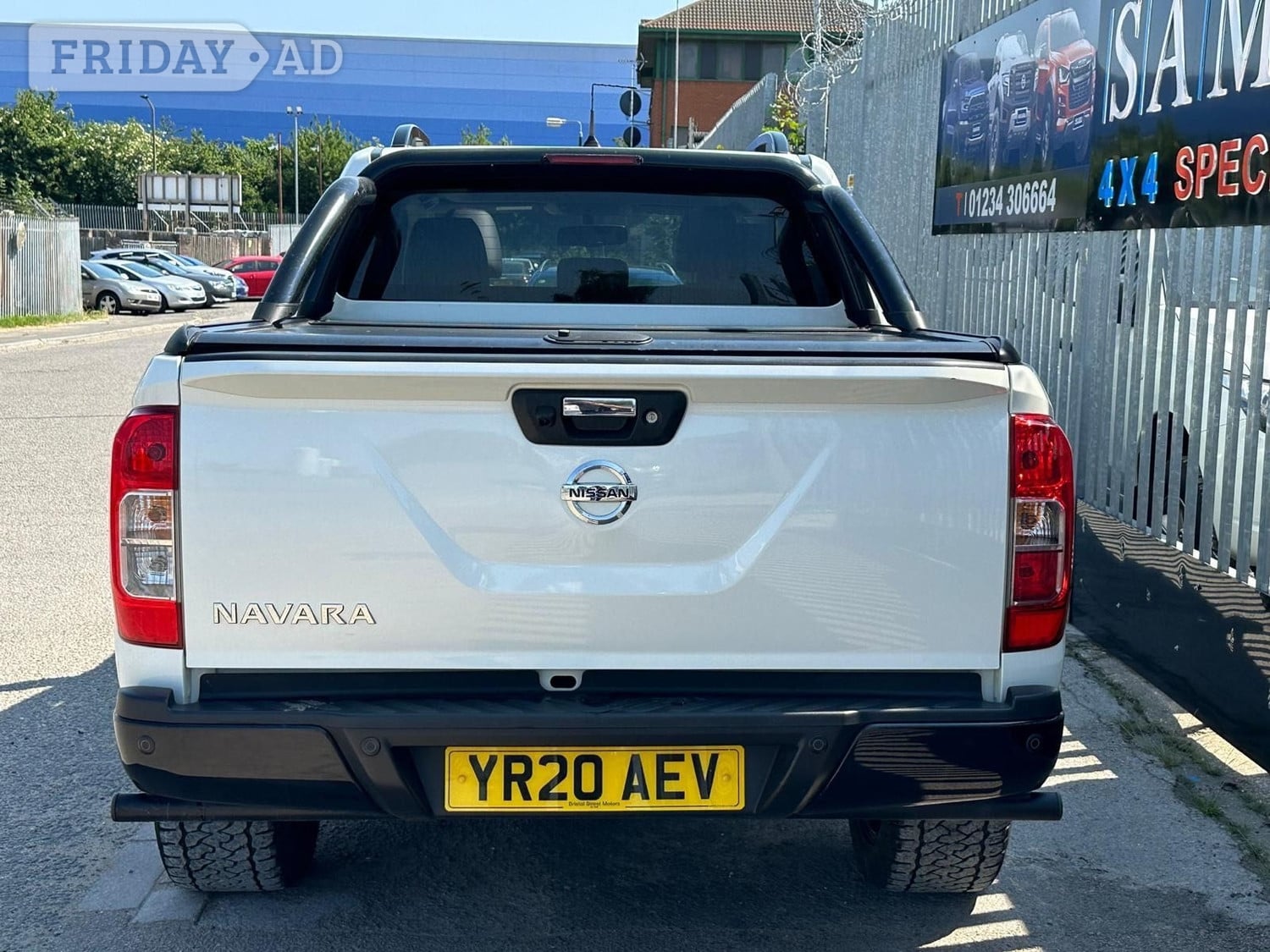 Nissan Navara 2020 - Vans & Commercial Vehicles
