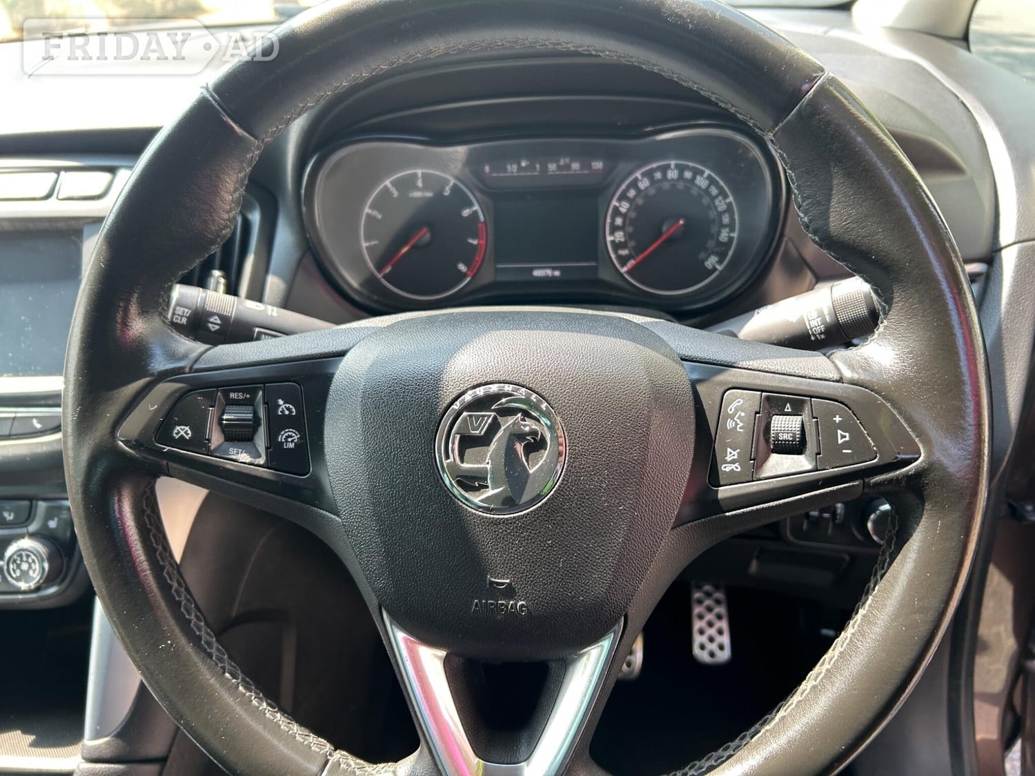 [ berth ]Vauxhall Zafira Tourer