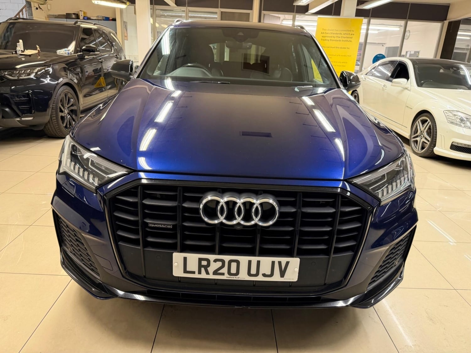 [ berth ]Audi Q7