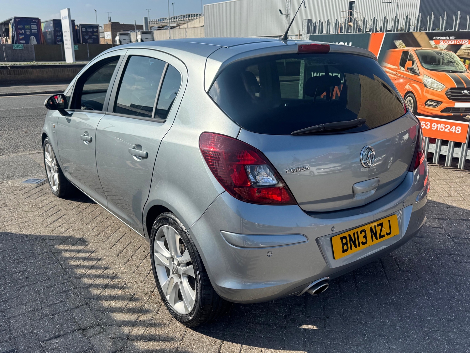 [ berth ]Vauxhall Corsa