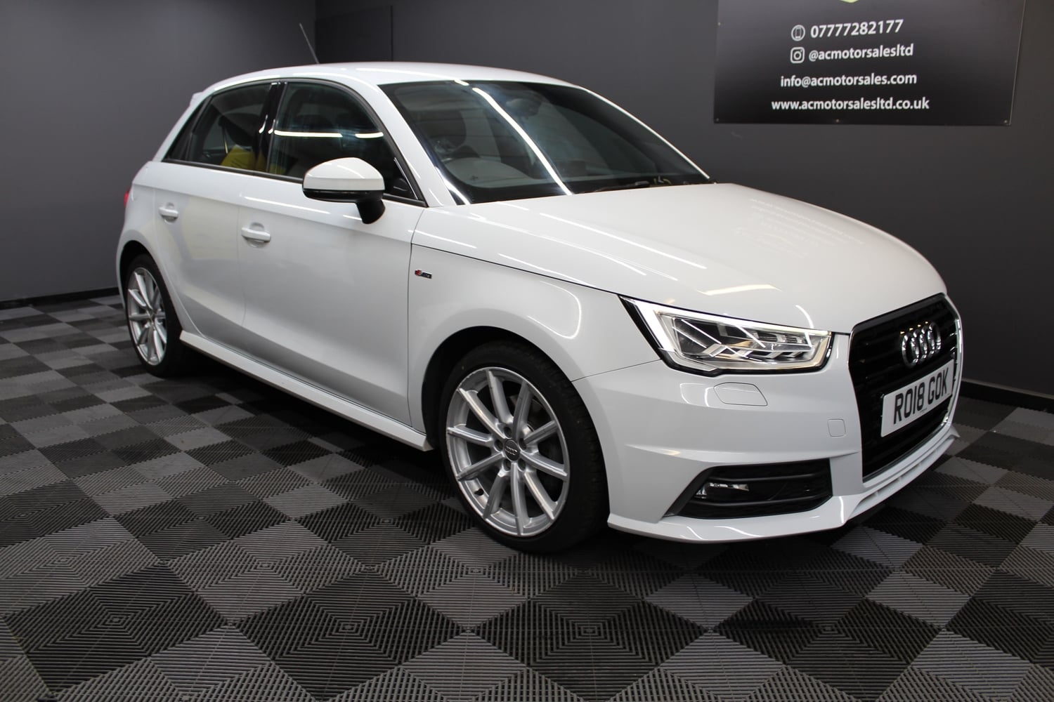 [ berth ]Audi A1