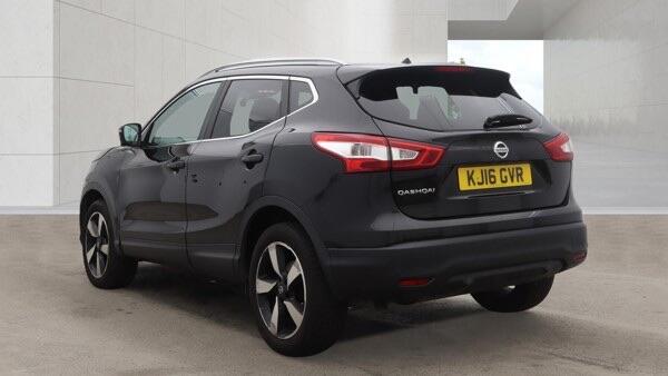 Nissan Qashqai 2016 - Cars in Slough