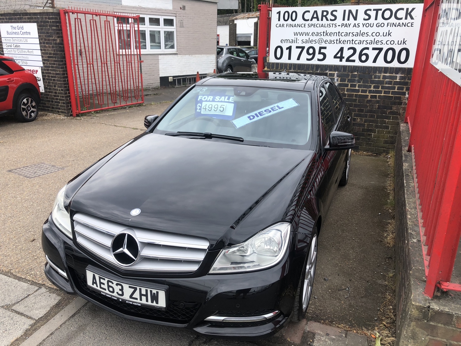 [ berth ]Mercedes-Benz C Class
