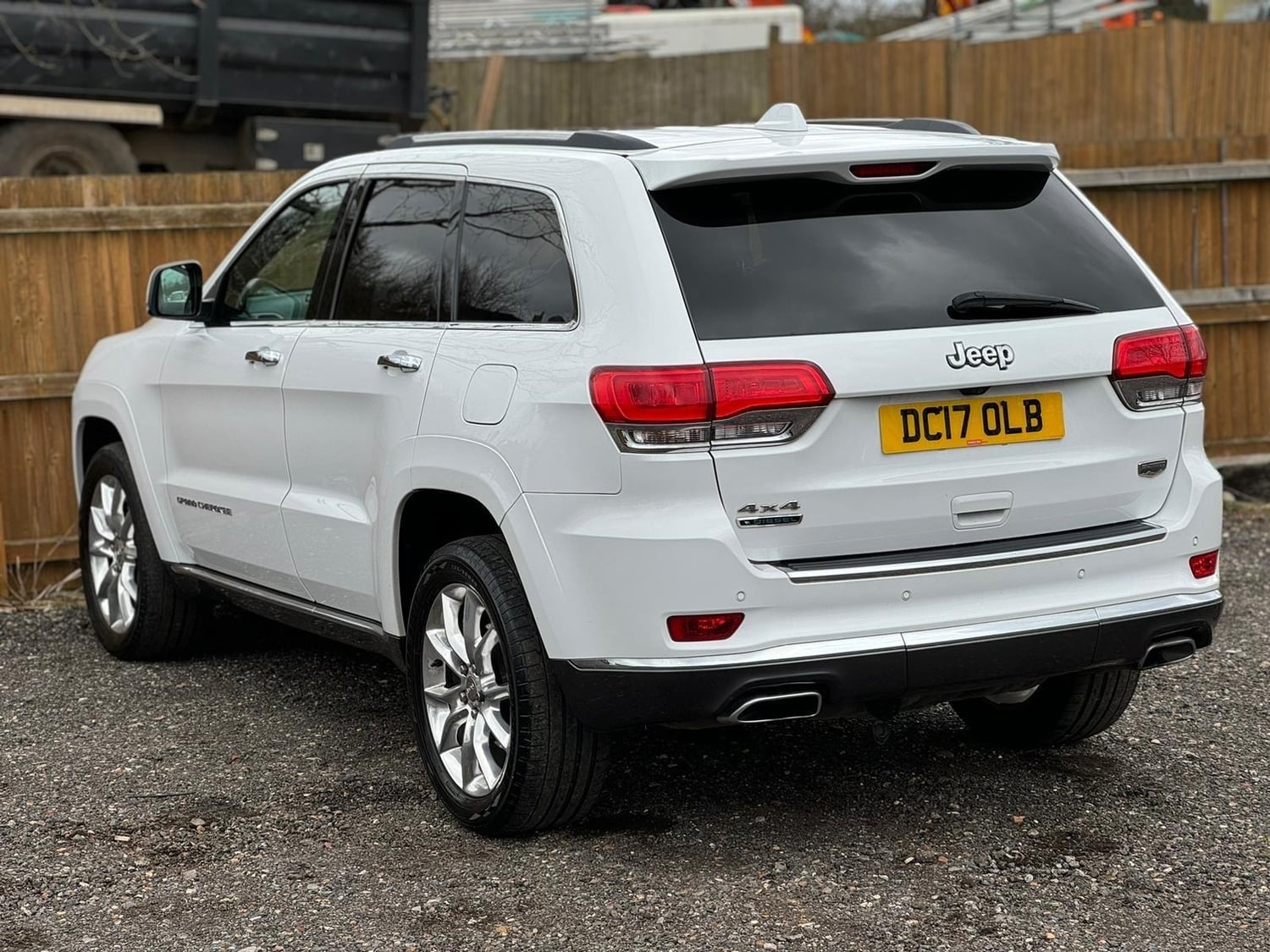 Jeep Grand Cherokee 2016 - Cars