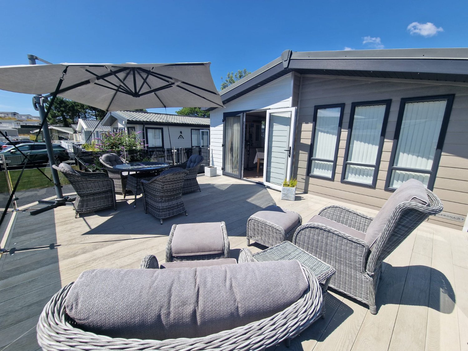 Stunning Atlas Debonair Lodge