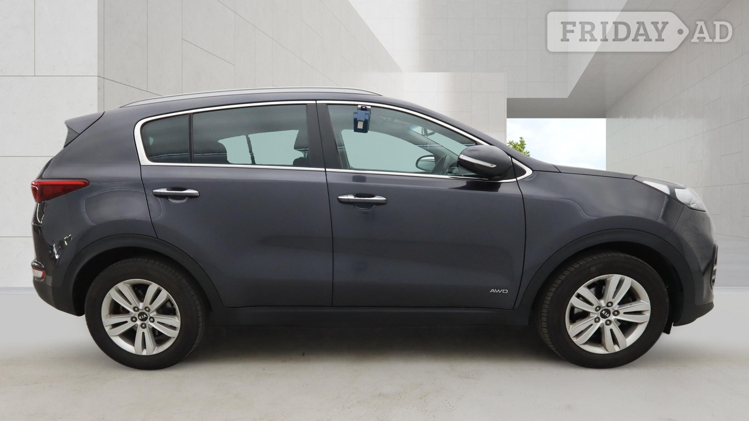 [ berth ]Kia Sportage
